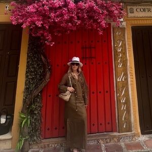 Meet your Posher, Aneta